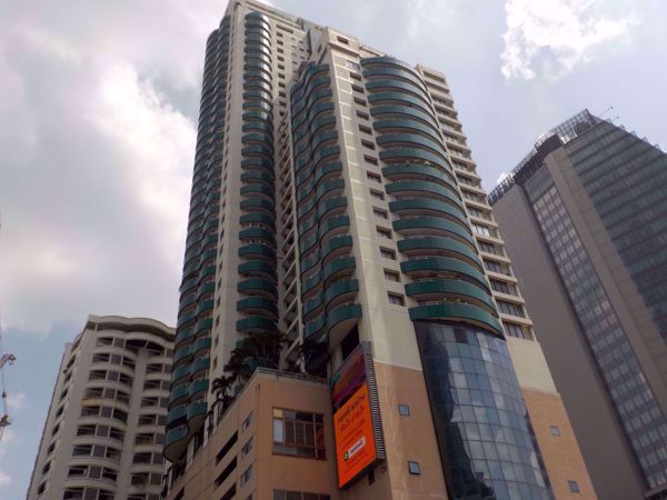 0001855_w_las-colinas_600.jpeg