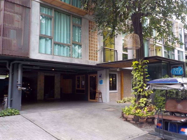 0006478_w_tints-of-blue-residence_600.jpeg