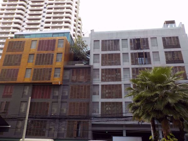 0007147_w_circle-s-sukhumvit-12_600.jpeg