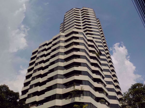 0007385_w_lake-avenue_600.jpeg