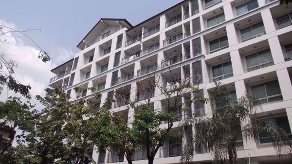 0009533_w_the-bangkok-thanon-sub_600.jpeg