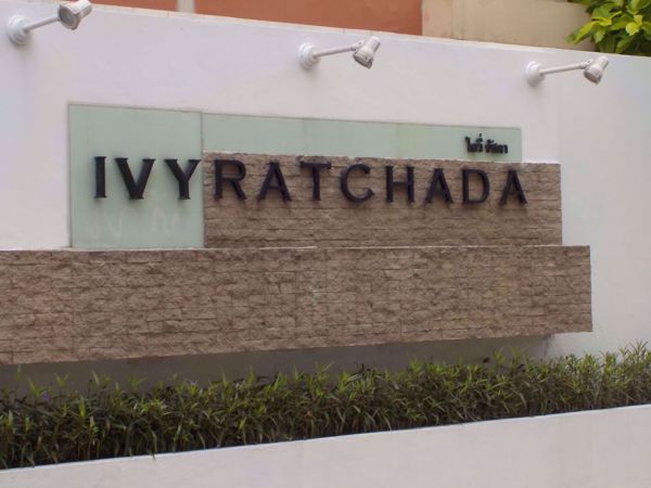 0060511_w_ivy-ratchada_600.jpeg