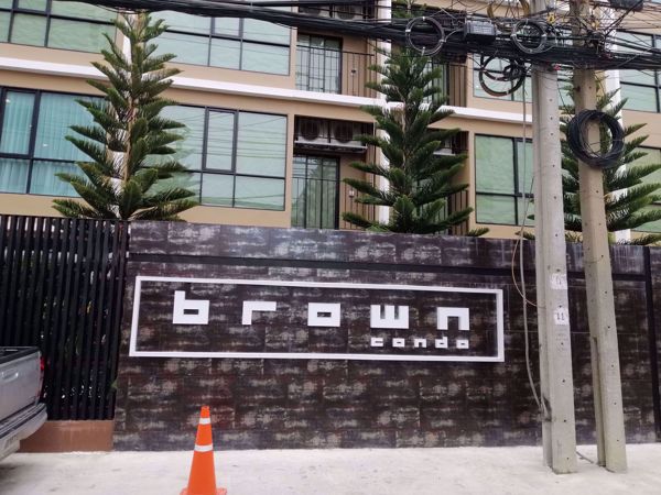 0060670_w_brown-condo-huaikwang_600.jpeg