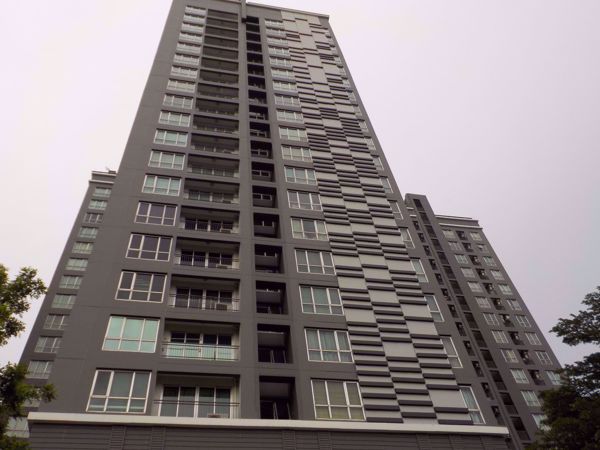 0061249_w_life-ratchada-suthisan_600.jpeg