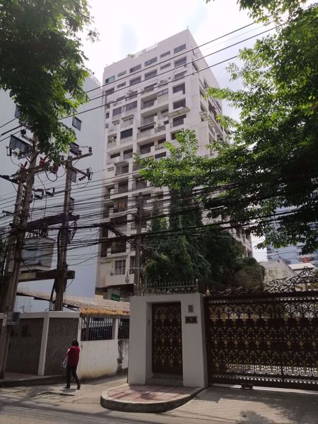 0009435_w_sld-condo_600.jpeg