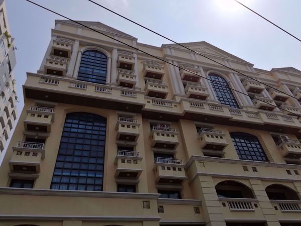 0009514_w_silom-terrace_600.jpeg