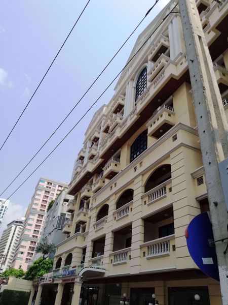 0009515_w_silom-terrace_600.jpeg