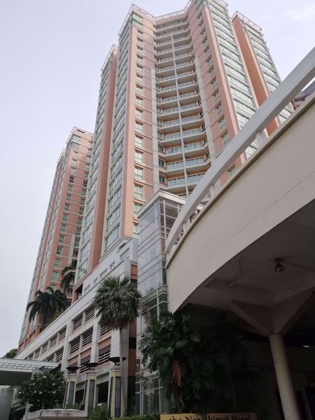 0012240_w_the-narathiwas-residence_600.jpeg