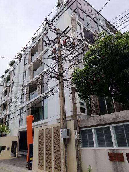 0012491_w_issara-collection-sathorn_600.jpeg