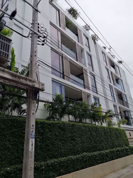 0012492_w_issara-collection-sathorn_600.jpeg