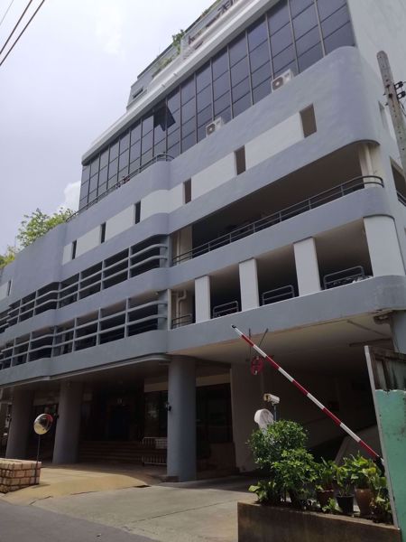 0013651_w_sathorn-happy-land-tower-sathorn-suite_600.jpeg
