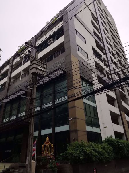 0020494_w_renova-residence-chidlom_600.jpeg
