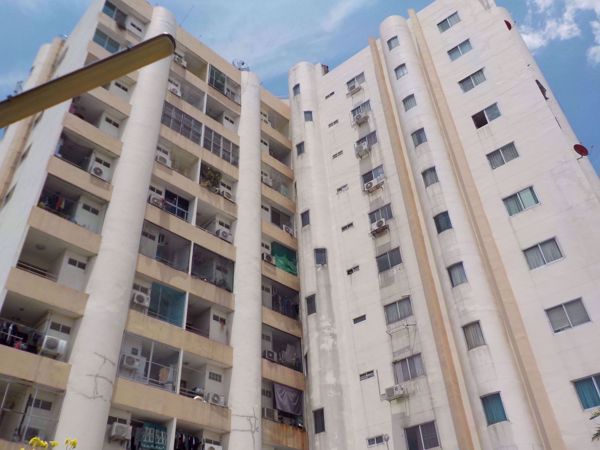 0024878_w_pete-ratchada-condominium_600.jpeg