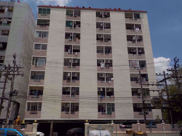 0025068_w_lucky-star-condo_600.jpeg