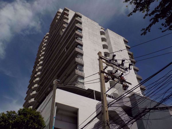 0029233_w_supapong-place_600.jpeg