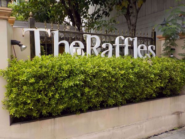 0065798_w_the-raffles_600.jpeg